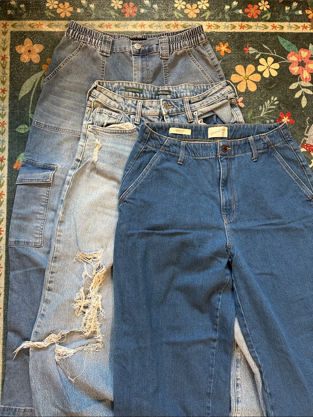 LOT of 3 Baggy Jeans Size 8, Universal Threads, Wild Fable, Almost Famous